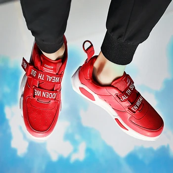 2020 vyrų šviesos bėgimo bateliai raudona balta atsitiktinis kvėpuojantis summer sneaker mados bėgimas studentų dizaino sportiniai bateliai
