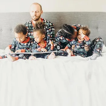 Kalėdų Spausdinti Šeimos Pižama Nustatyti Kalėdų Drabužius Tėvų-vaikų Kostiumas Namų Sleepwear Vaikas, Tėtis, Mama Atitikimo Šeimos Komplektai