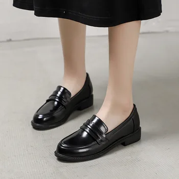 Moterų batai 2020 m. pavasarį naujas didelio dydžio mokasīni, juoda Ruda plokšti batai moterims, plokščių laisvalaikio bateliai butai, ponios batai 40 41