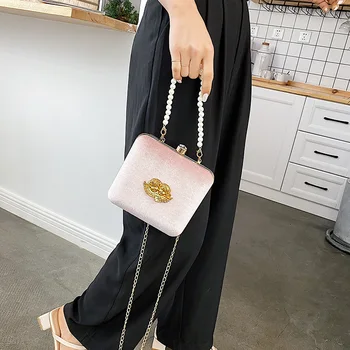Retro Baroko Angelas Iškilumo Moterų pečių krepšiai dizaineris perlai rankinės, prabangos, aksomo dėžutėje crossbody maišelį lady mažos piniginės 2020 m.